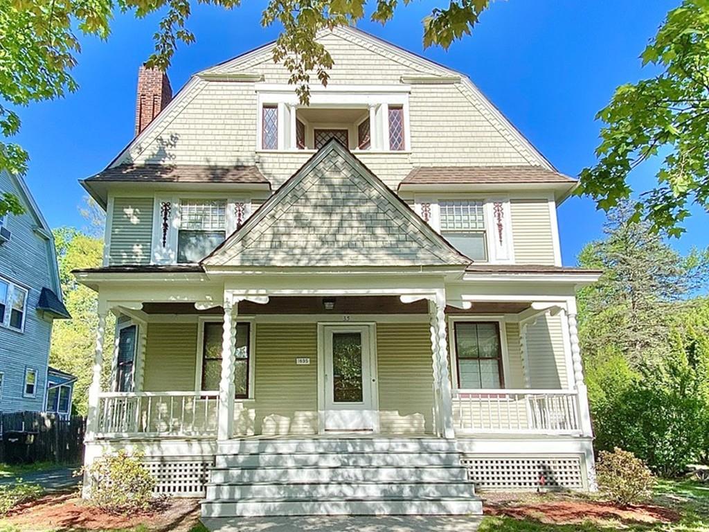 35 Washington Road Springfield, MA 01108 - Photo 3 of 42 a front view of a house