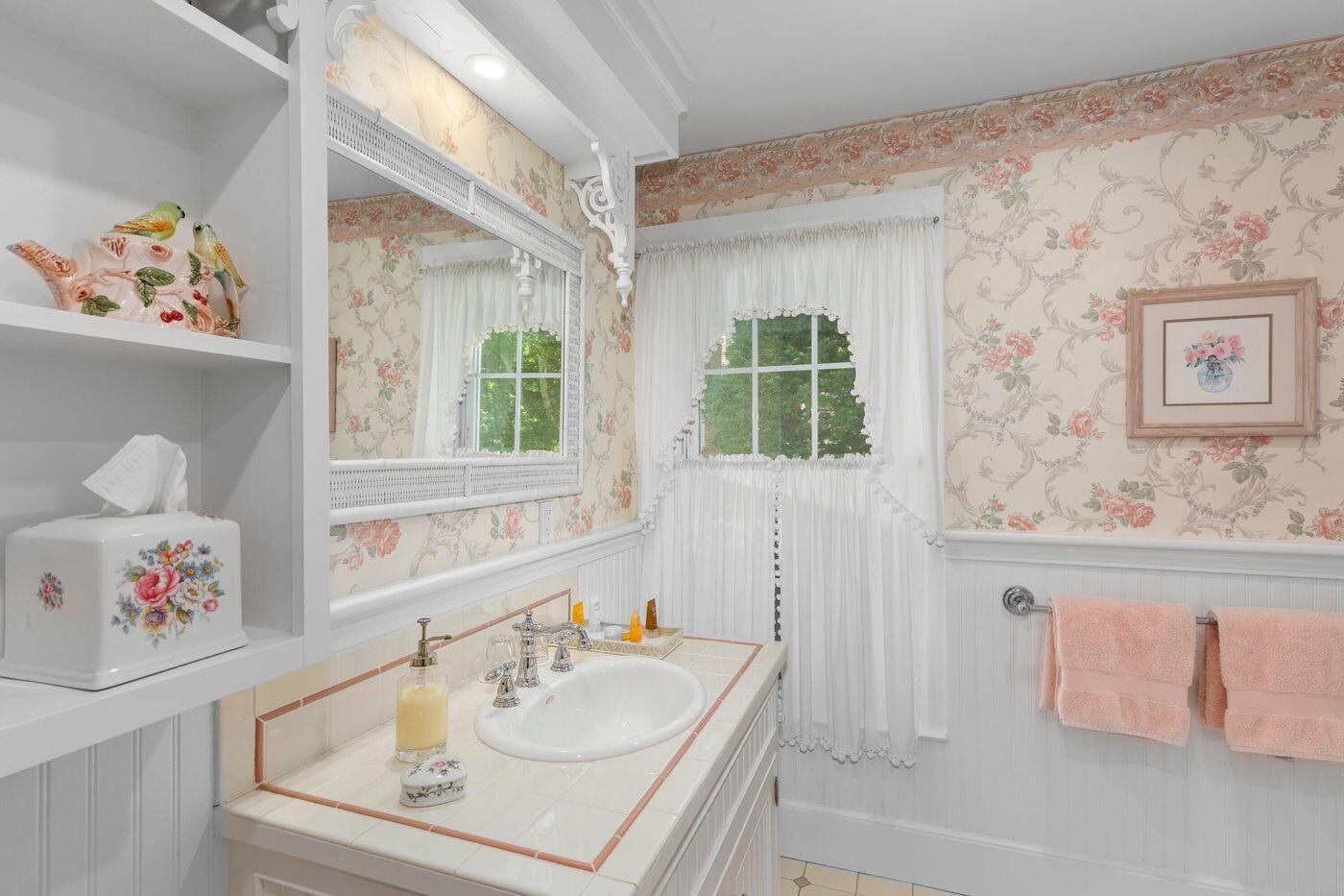 22 High Street Camden, ME 04843 - Photo 22 of 64 W23-ME2360_22