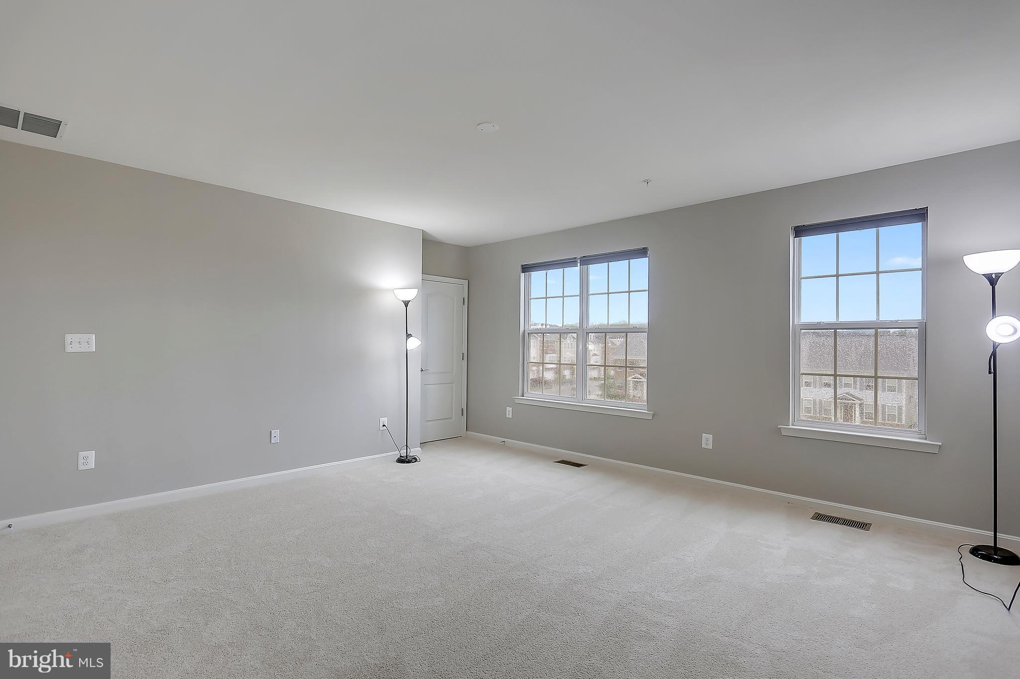 22932 Newcut Road, Unit 2272 Clarksburg, MD 20871 - Photo 23 of 30 Big master suite