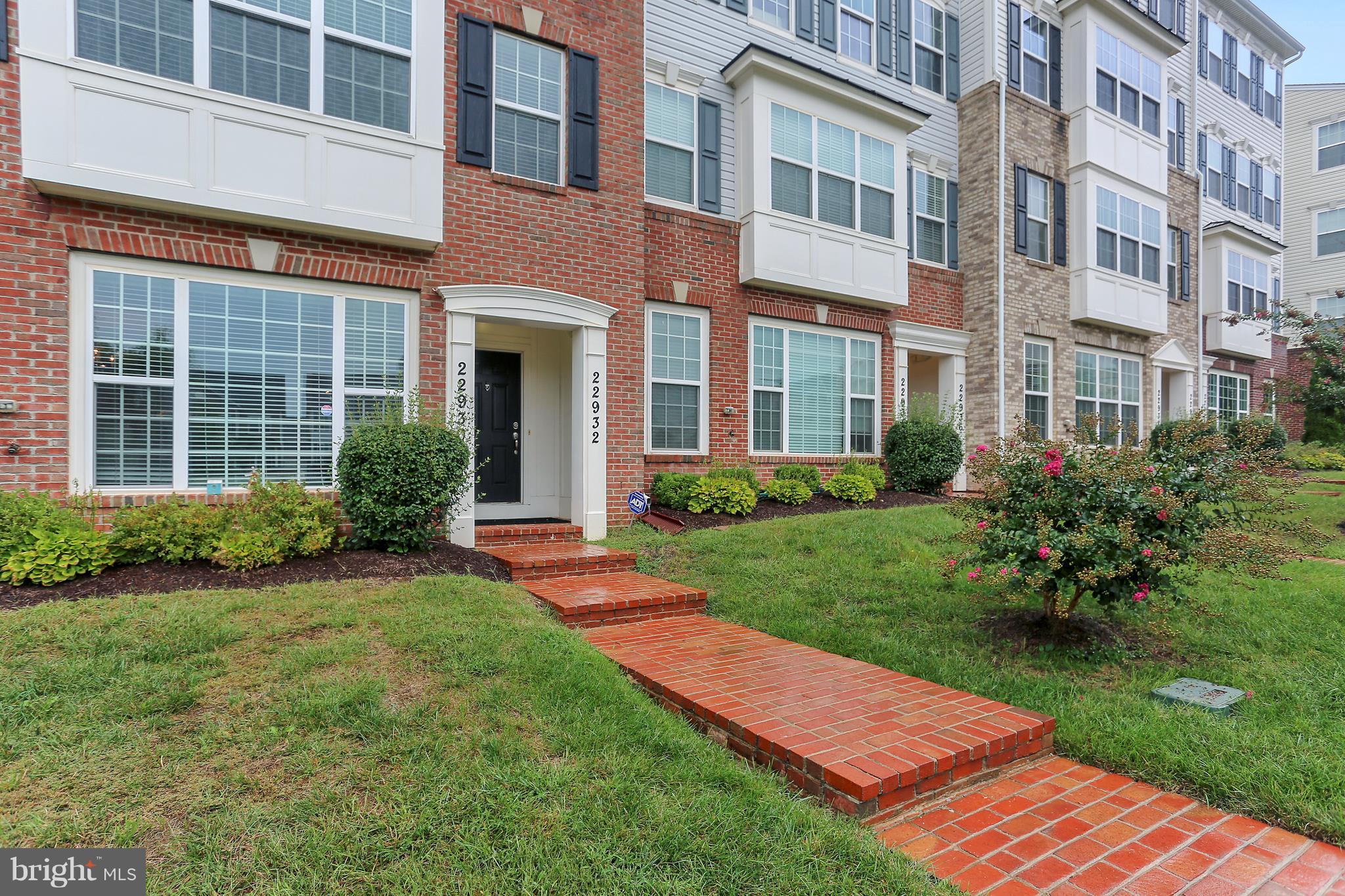 22932 Newcut Road, Unit 2272 Clarksburg, MD 20871 - Photo 26 of 30 Exterior (Front)