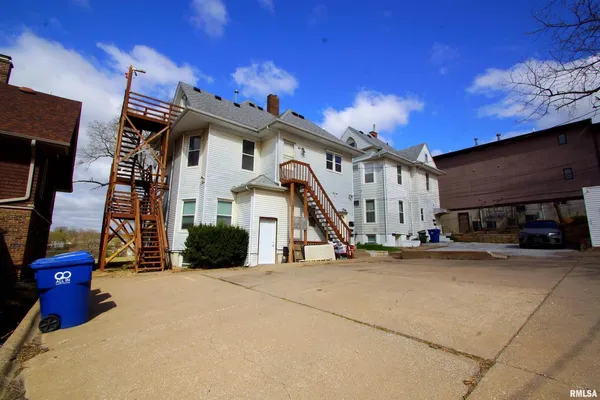 $220,000 | 705 Brady Street, Davenport, IA 52803