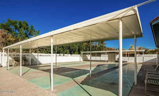 a view of outdoor space