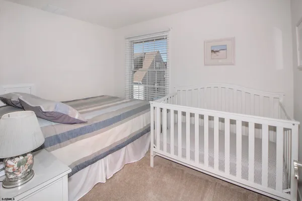 $6,500 | 18 North Adams Avenue, Unit FRONT, Margate City, NJ 08402
