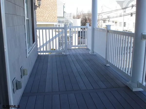 $6,500 | 18 North Adams Avenue, Unit FRONT, Margate City, NJ 08402