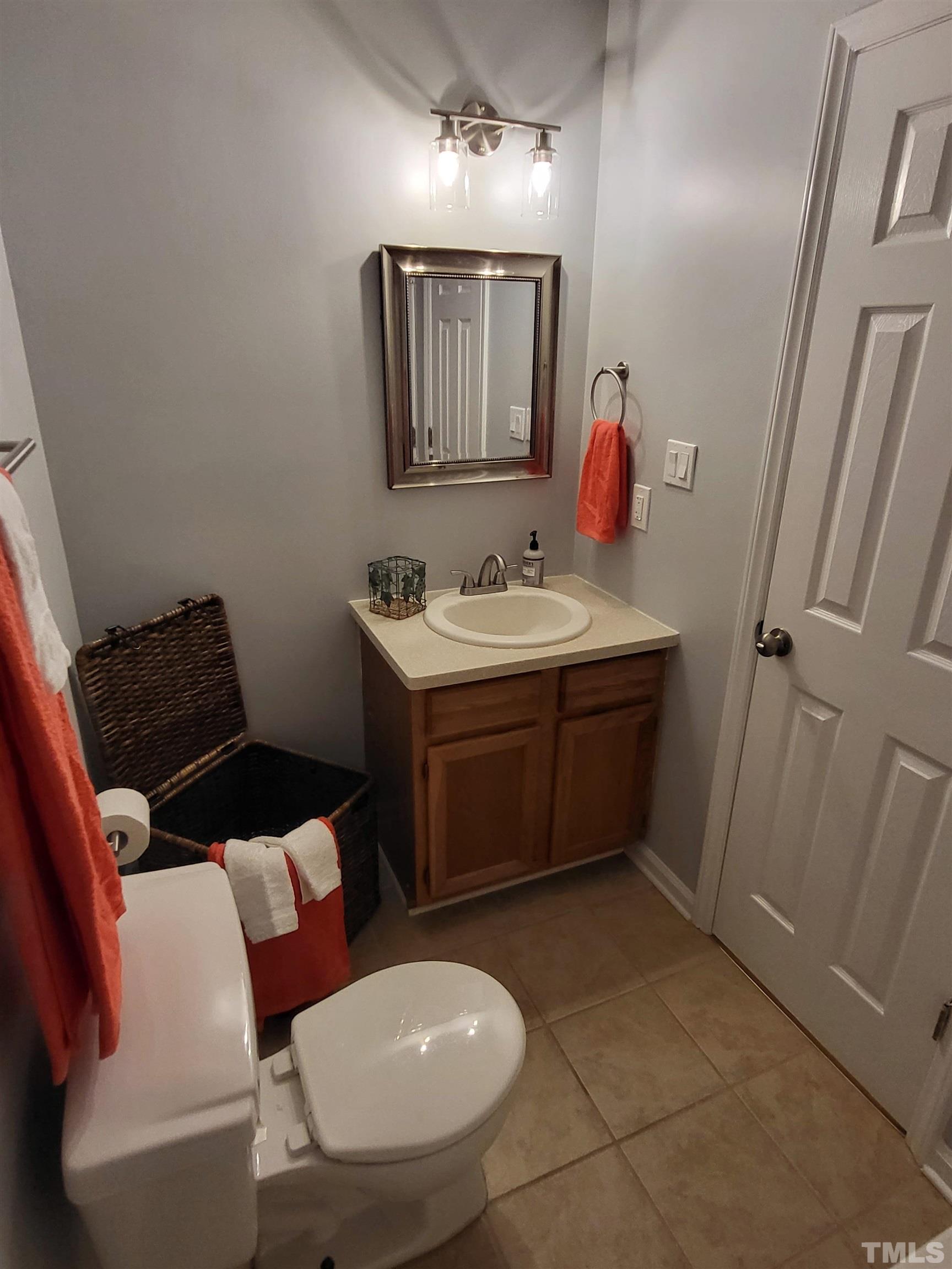 1108 Stoneferry Lane Raleigh, NC 27606 - Photo 18 of 28 Gallery Image 18