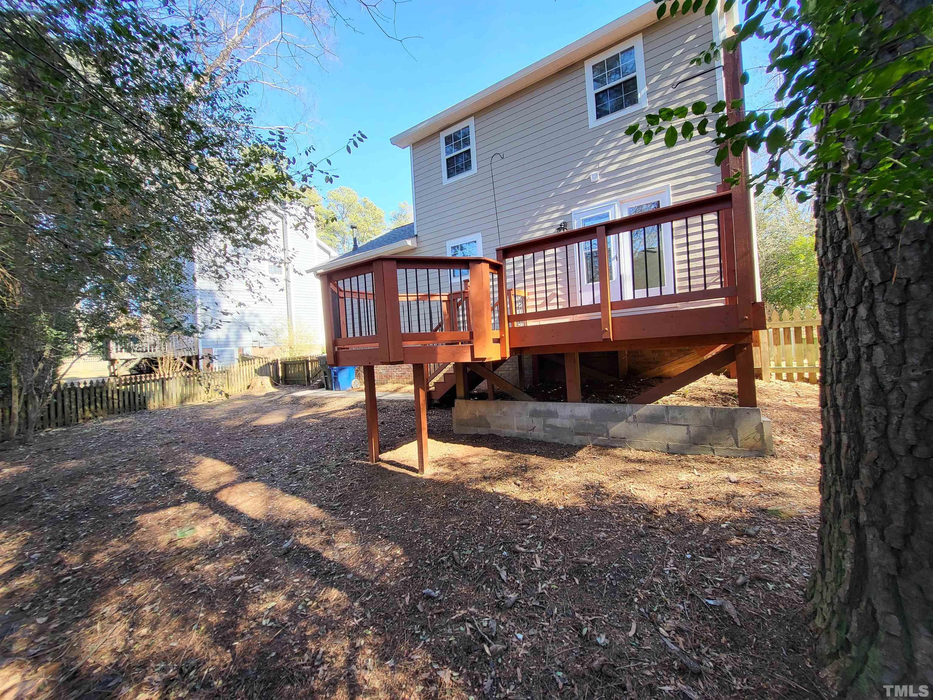 1108 Stoneferry Lane Raleigh, NC 27606 - Photo 26 of 28 Gallery Image 26