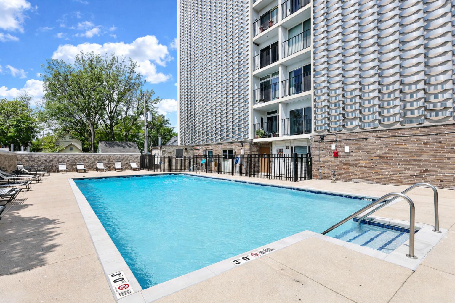 2525 South Shore Drive, Unit 20D Milwaukee, WI 53207 - Photo 3 of 39 Pool deck