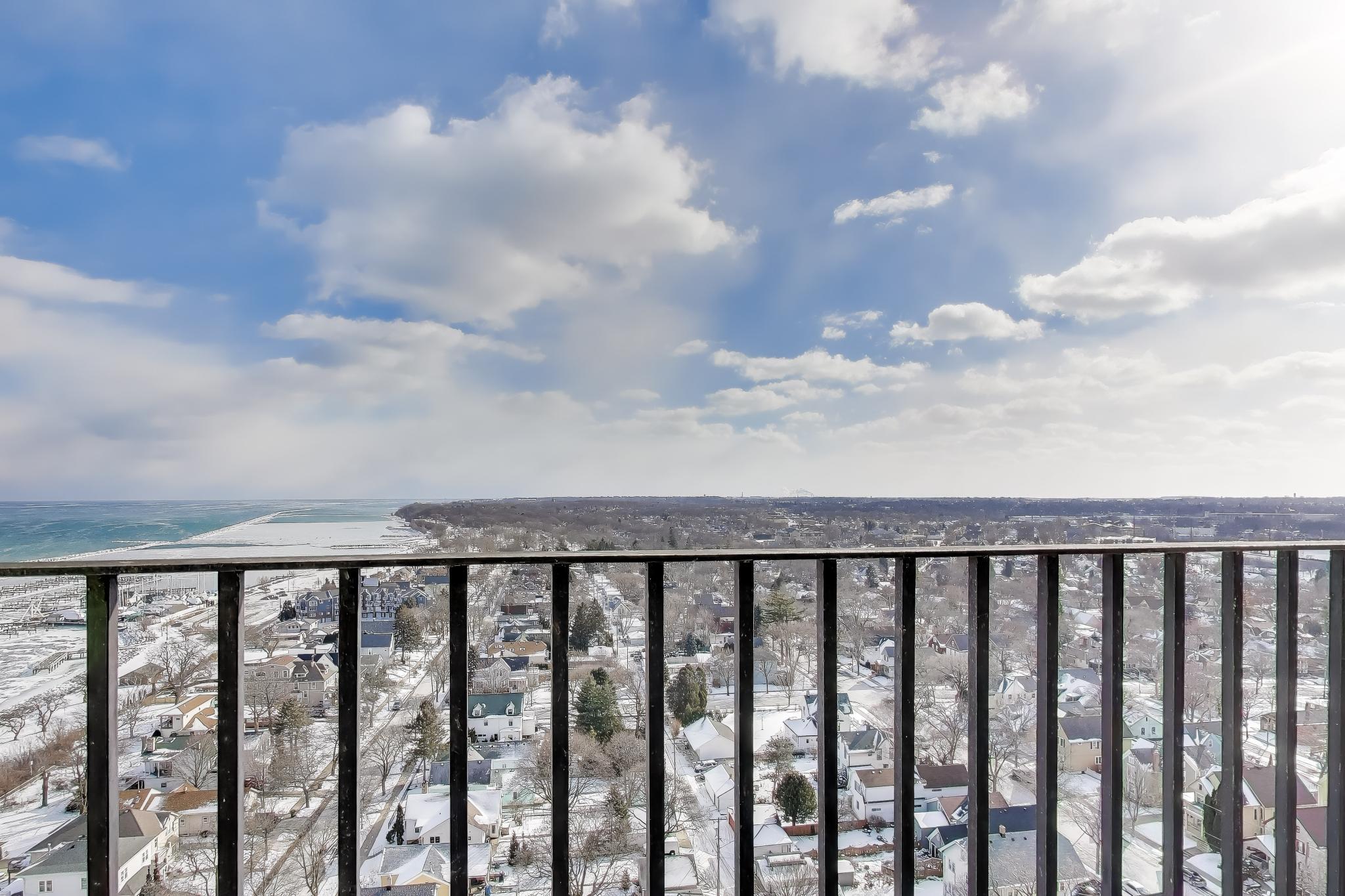 2525 South Shore Drive, Unit 20D Milwaukee, WI 53207 - Photo 6 of 39 Balcony