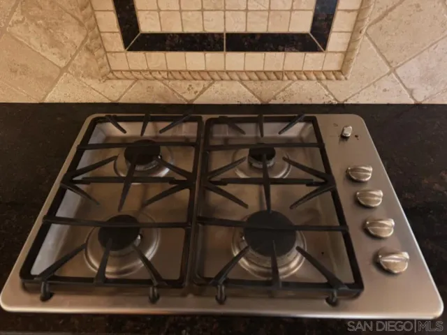 $999,900 | 18153 Chretien Court, San Diego, CA 92128