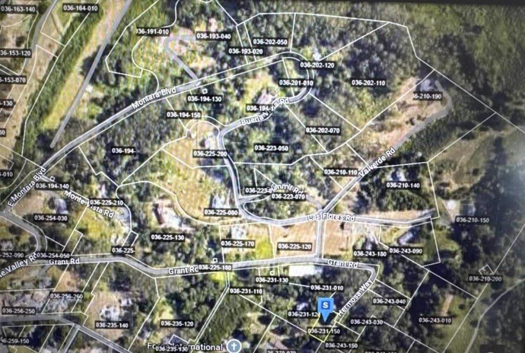 End Of End Of Hermosa Road Montara, CA 94037 - Photo 3 of 16