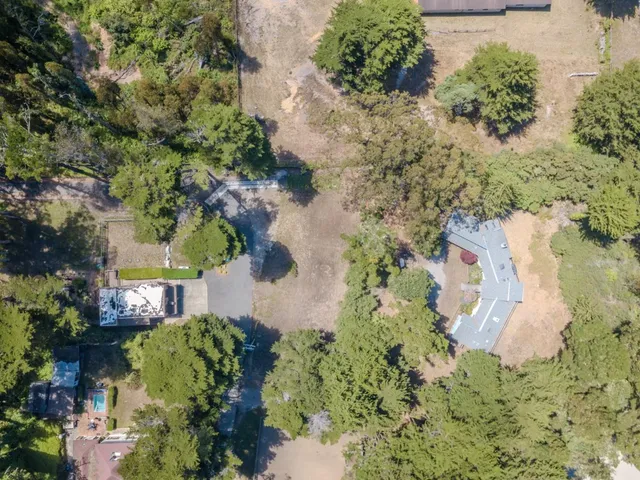 a view of a lake with houses