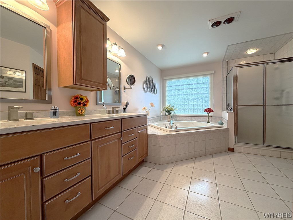27 Button Bush Court Amherst, NY 14228 - Photo 22 of 39