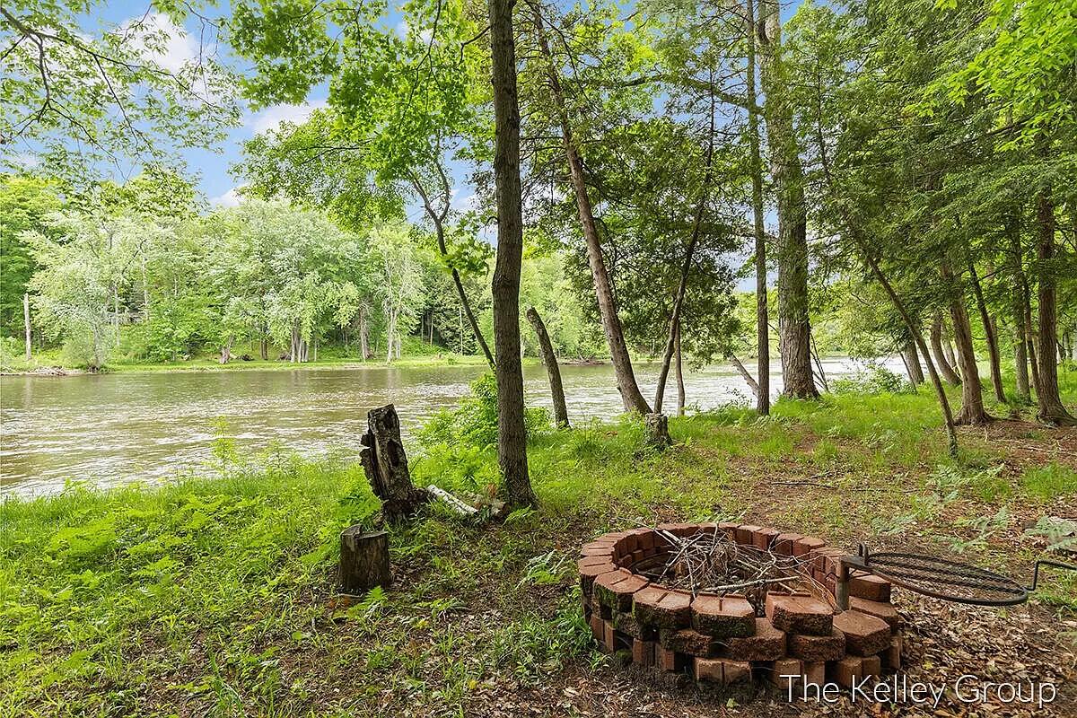 17645 Old Logging Trail Road Hersey, MI 49639 - Photo 1 of 39 IMG_8122