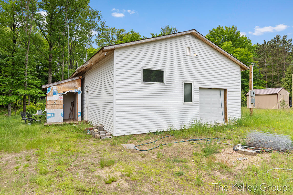 17645 Old Logging Trail Road Hersey, MI 49639 - Photo 2 of 39 IMG_1000