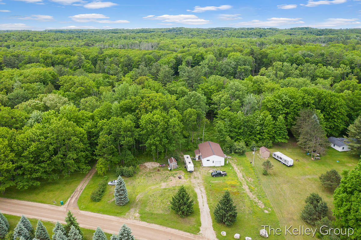 17645 Old Logging Trail Road Hersey, MI 49639 - Photo 29 of 39 IMG_1027
