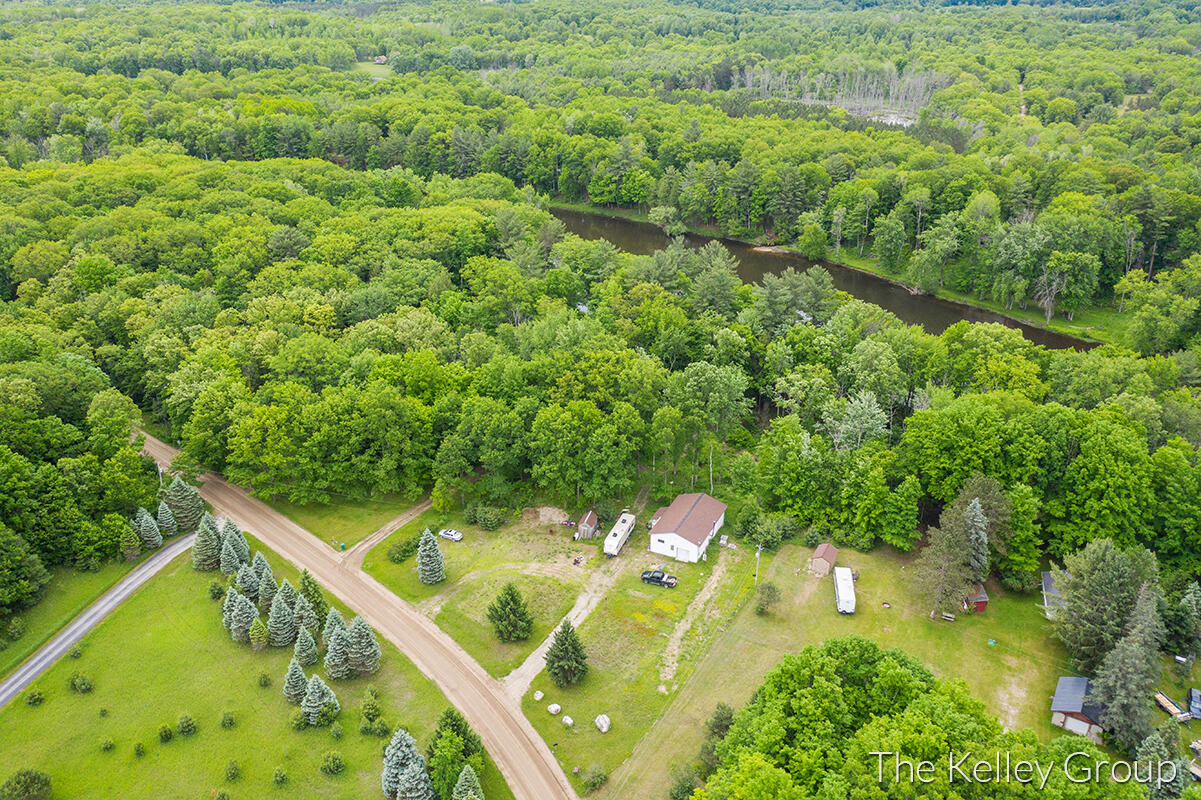 17645 Old Logging Trail Road Hersey, MI 49639 - Photo 30 of 39 IMG_1028