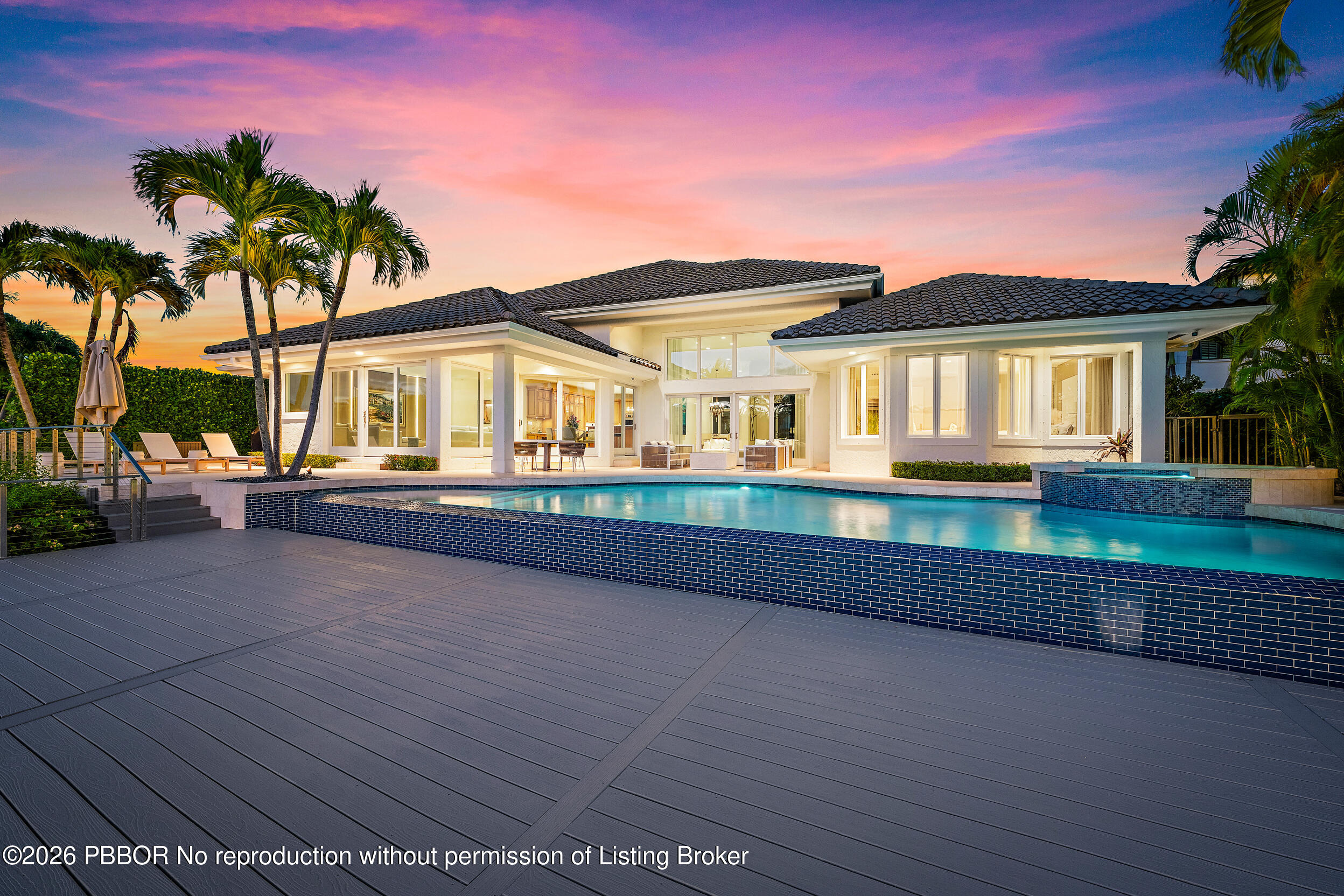 121 Commodore Drive Jupiter, FL 33477 - Photo 4 of 55 Pool / Pool Deck