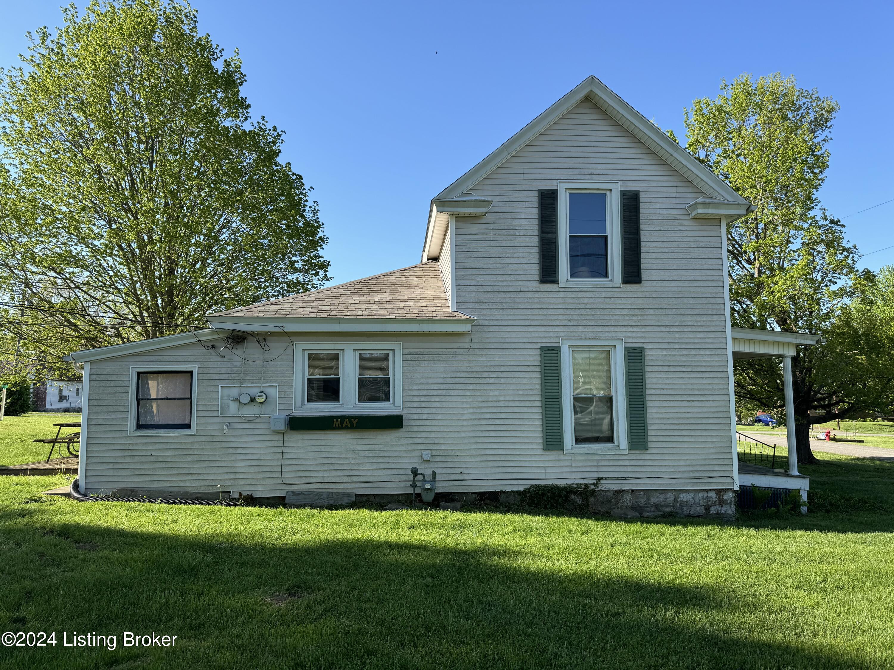 402 Polk Street Perryville, KY 40468 - Photo 20 of 21 IMG_0422