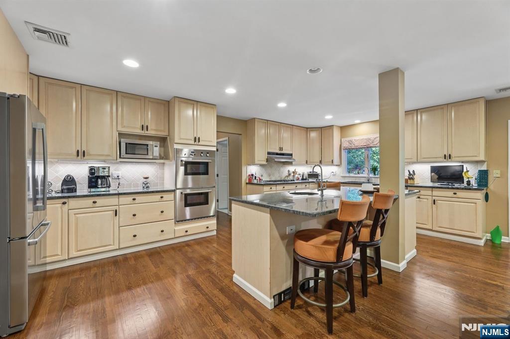 27 Duane Lane Demarest, NJ 07627 - Photo 14 of 47
