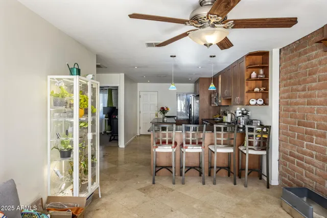 $315,000 | 3002 North 32nd Street, Unit 17, Phoenix, AZ 85018