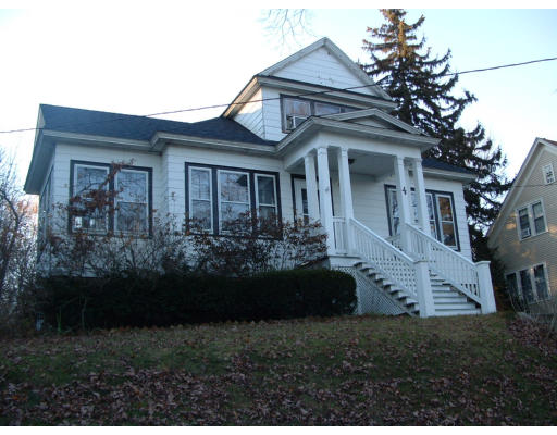 4 Victoria Avenue Worcester, MA 01607 - Photo 1 of 15 Gallery Image 1