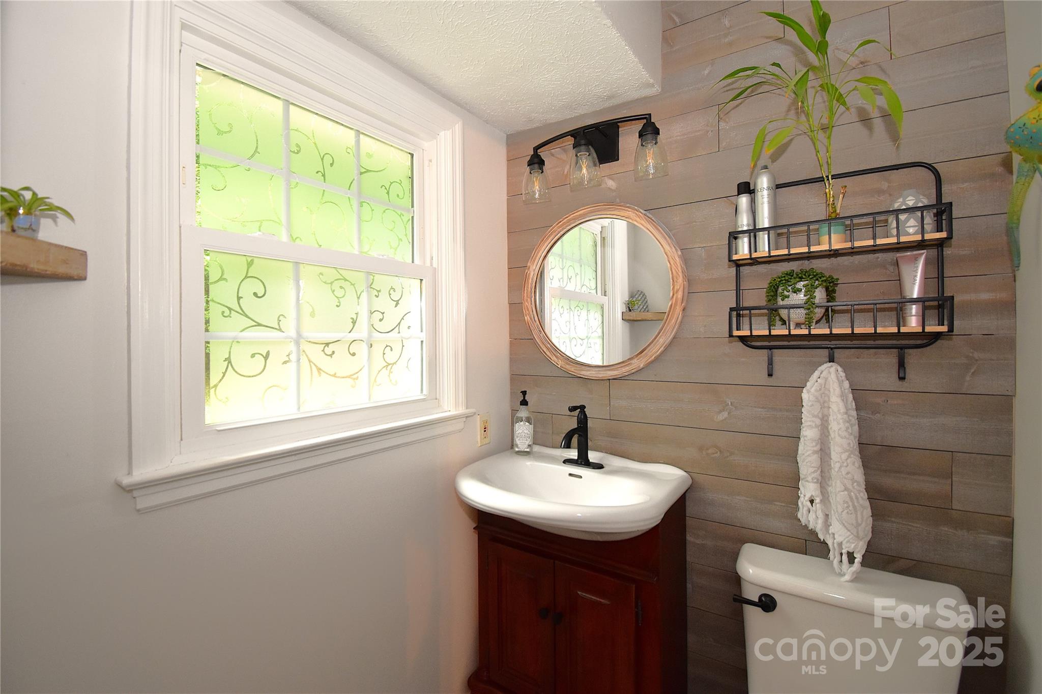 76 Melton Road Candler, NC 28715 - Photo 11 of 34 Gallery Image 11