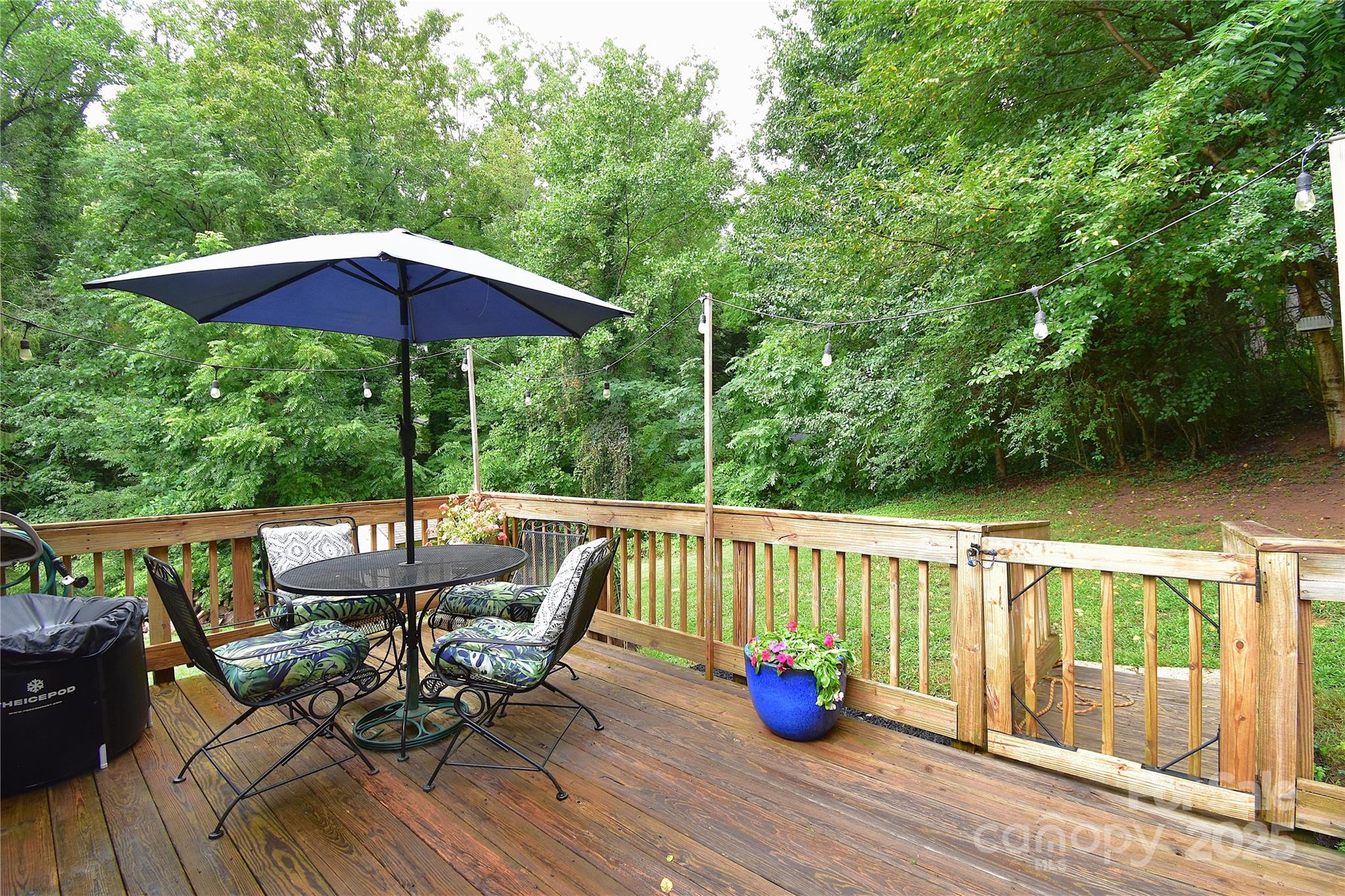 76 Melton Road Candler, NC 28715 - Photo 32 of 34 Gallery Image 32