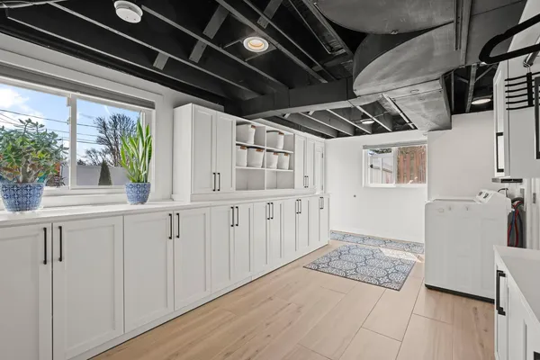 $625,000 | 671 Hazel Court, Roselle, IL 60172