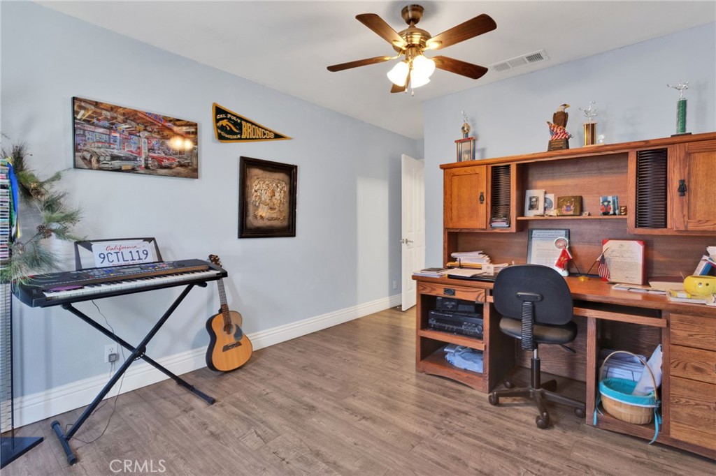 15274 Rodeo Street Hesperia, CA 92345 - Photo 24 of 67