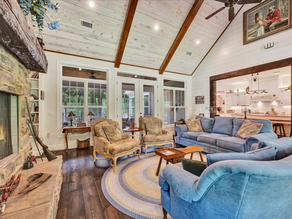 716 Mountainview Road Lufkin, TX 75904 - Photo 9 of 50