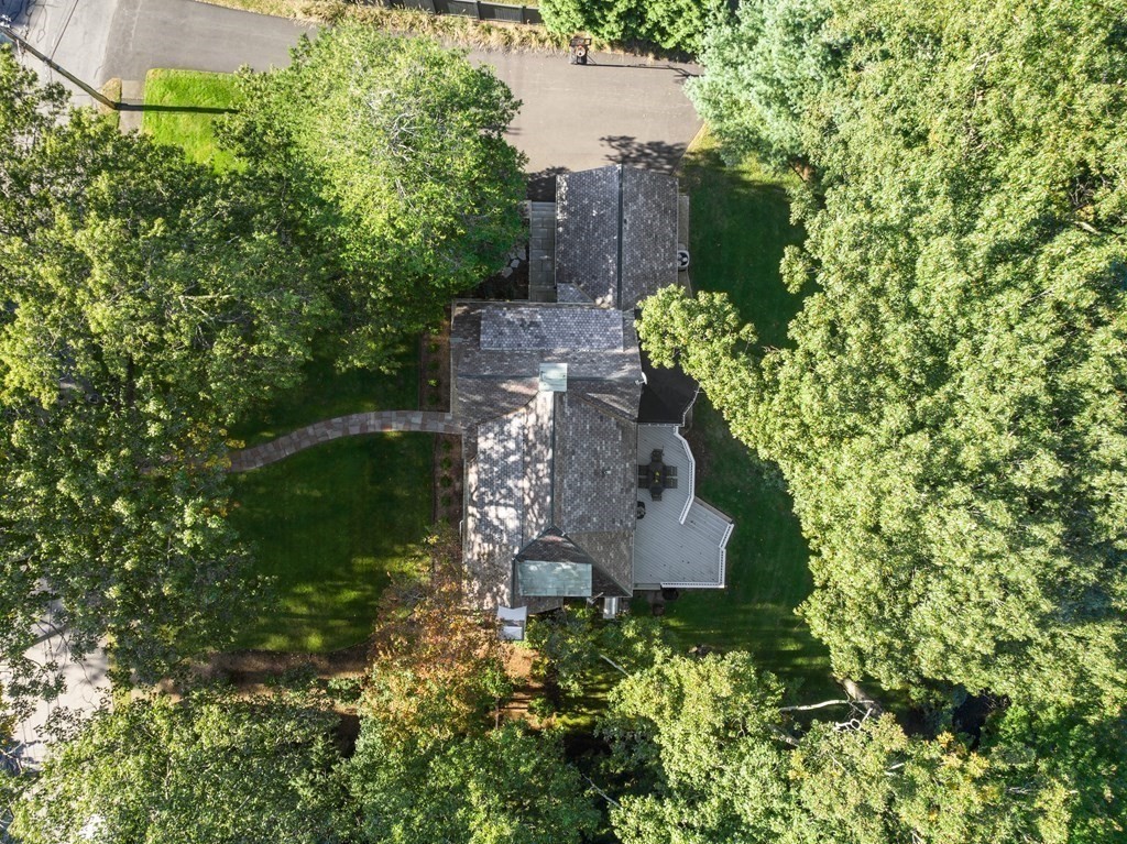 91 Old Colony Road Wellesley, MA 02481 - Photo 34 of 35