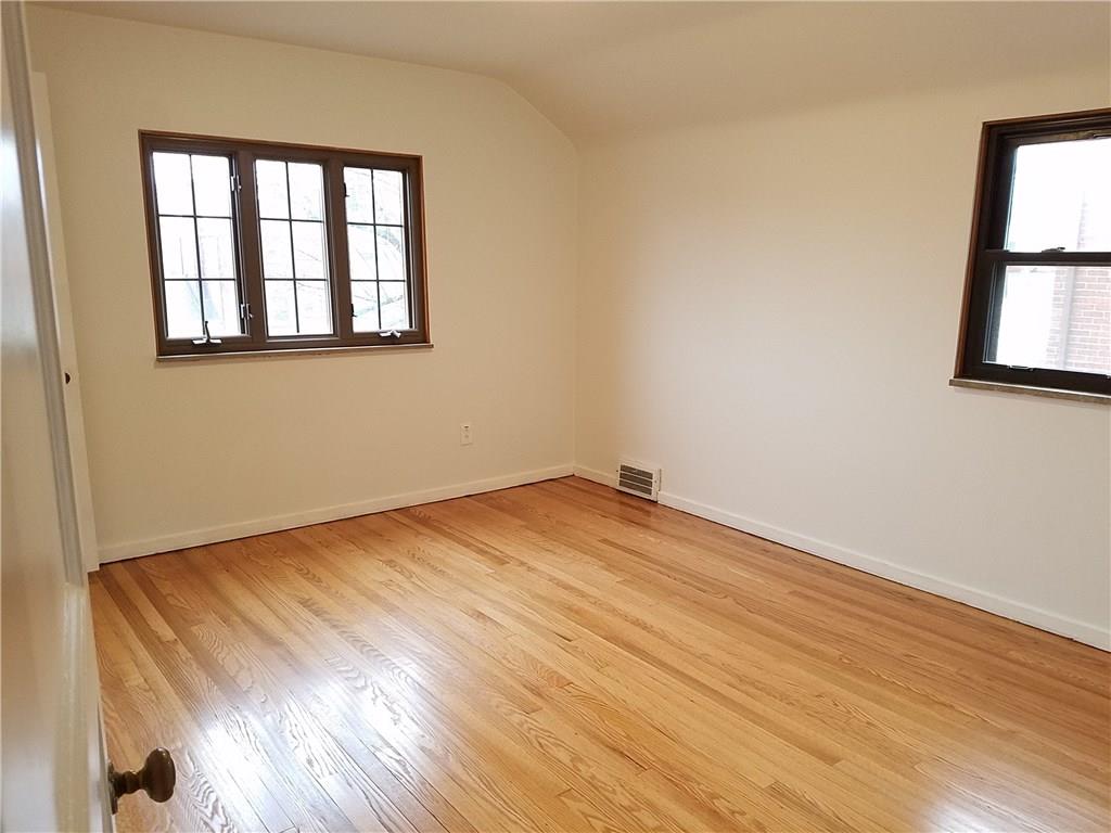 353 Spring Valley Road Pittsburgh, PA 15243 - Photo 21 of 23 Large master bedroom fits queen bed easily