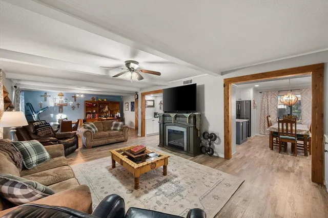 $395,000 | 3620 West State Highway 22, Corsicana, TX 75110