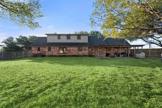 $395,000 | 3620 West State Highway 22, Corsicana, TX 75110