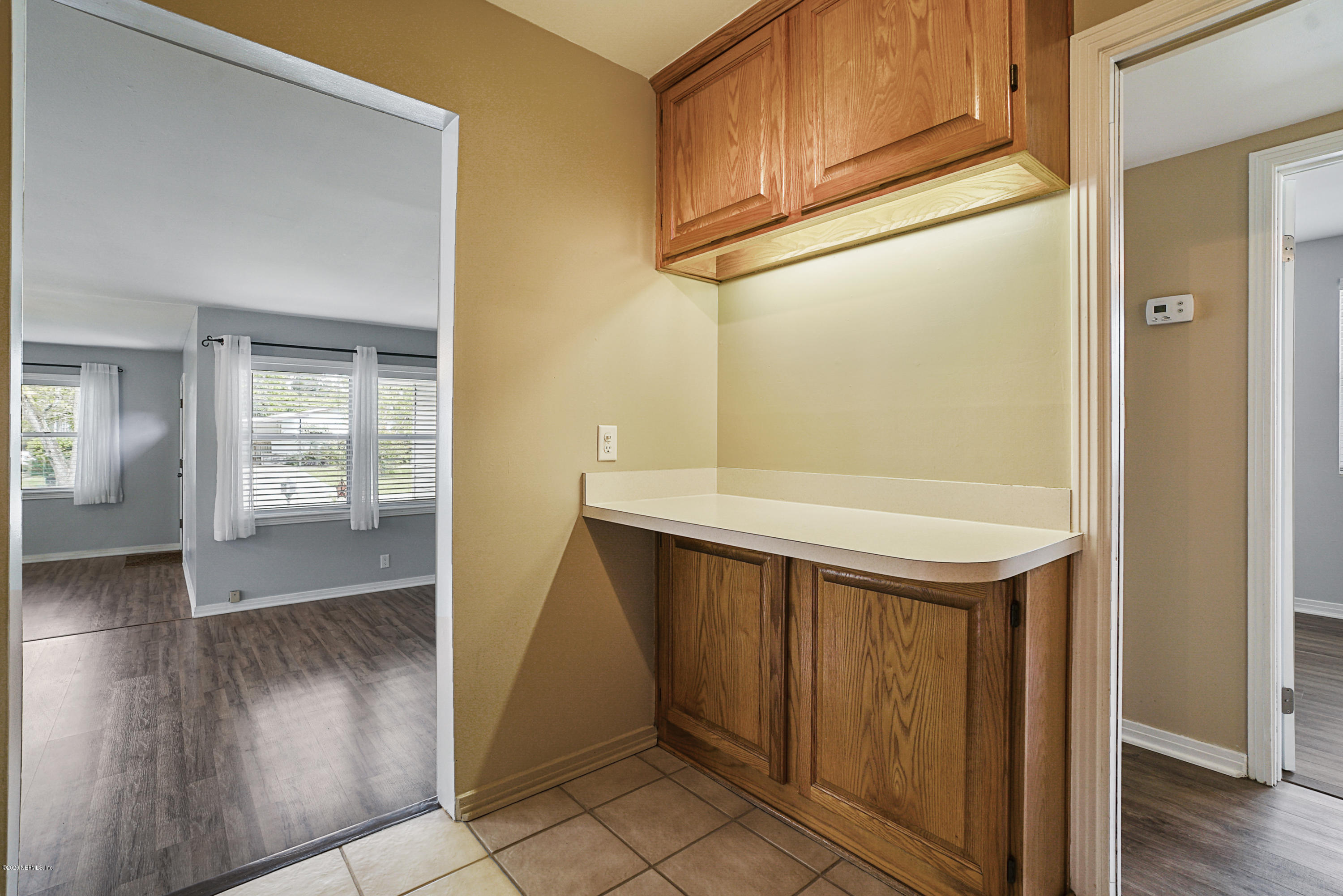 7421 Roslyn Road Jacksonville, FL 32244 - Photo 10 of 36 Extra cabinet space