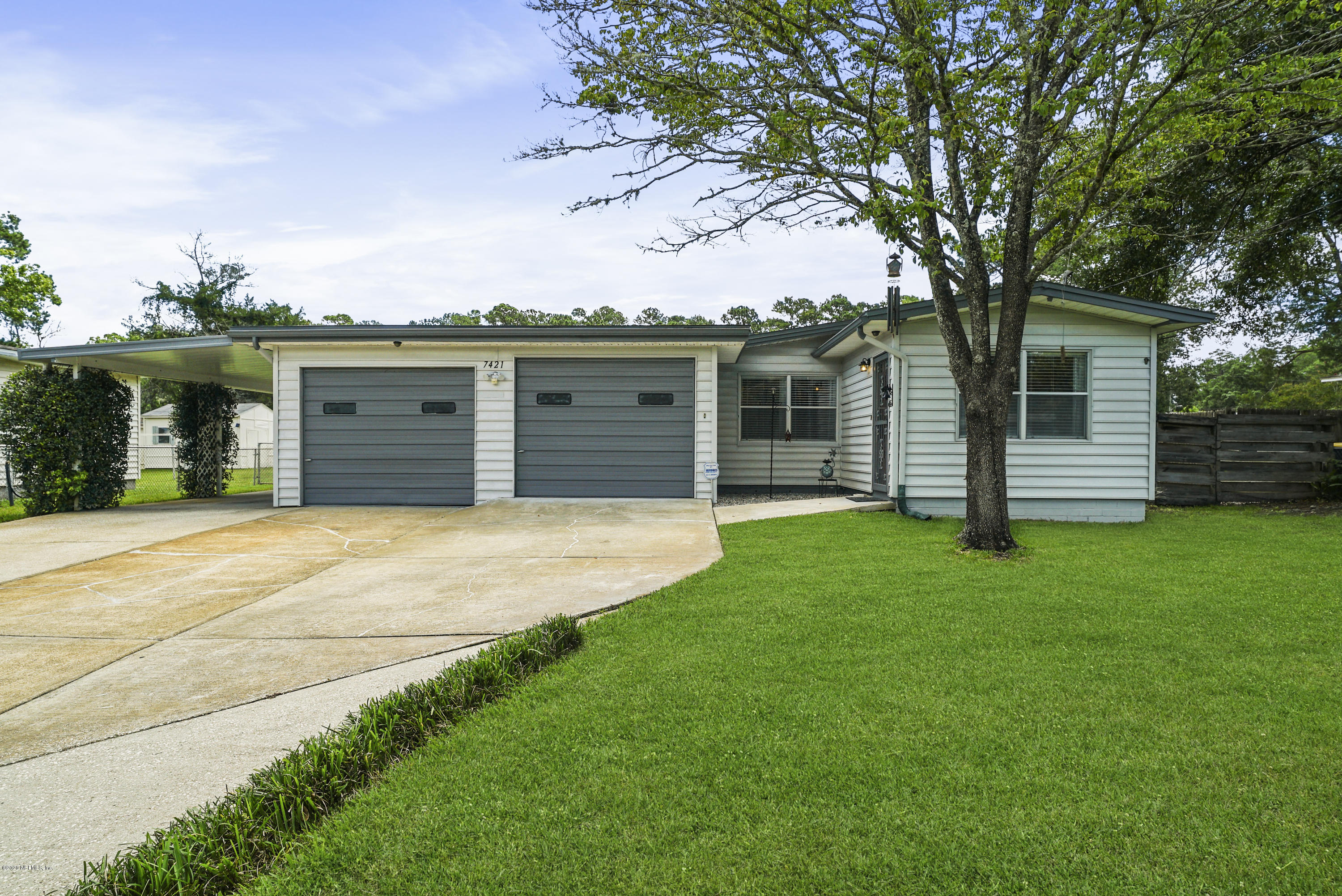 7421 Roslyn Road Jacksonville, FL 32244 - Photo 32 of 36 Established trees