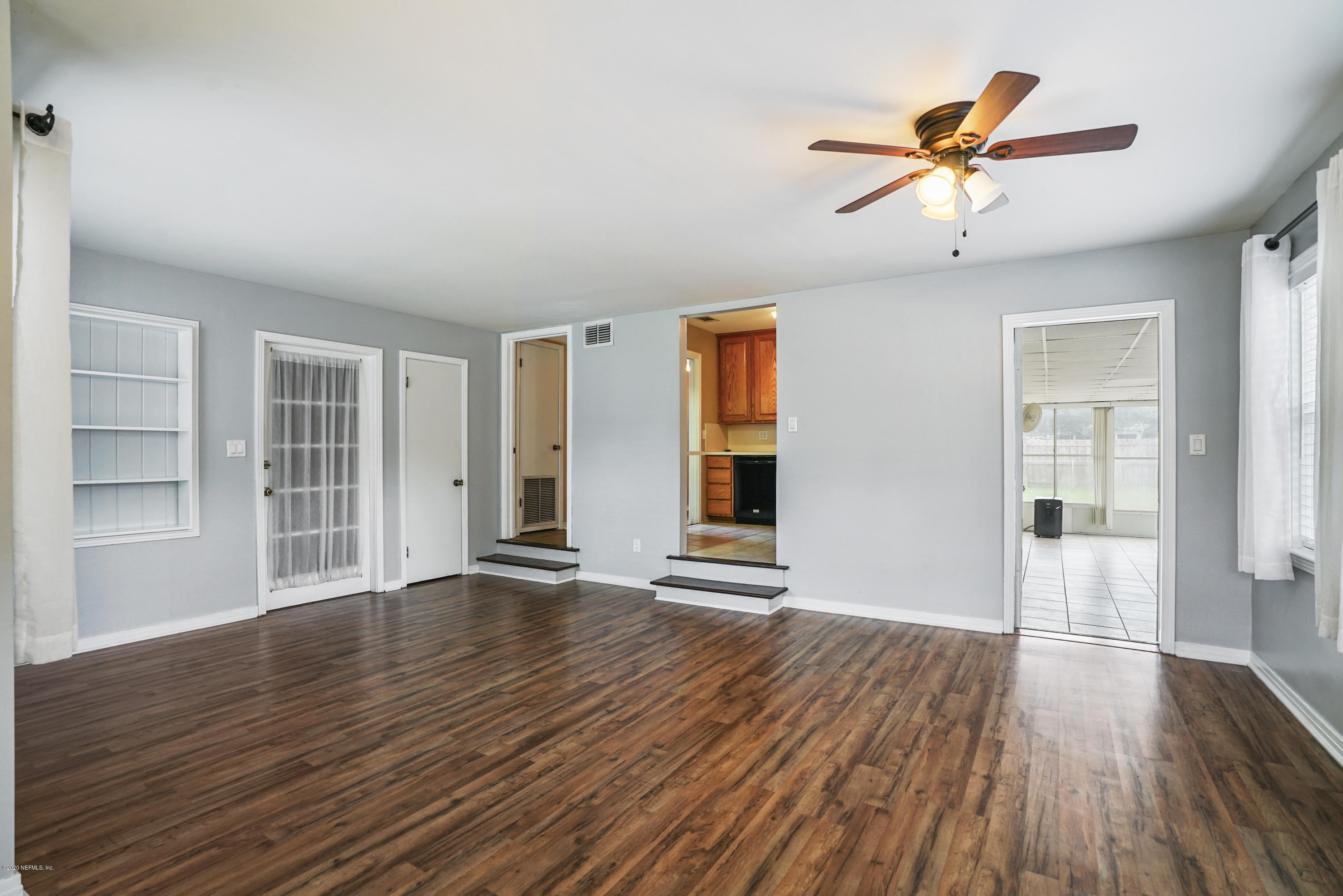 7421 Roslyn Road Jacksonville, FL 32244 - Photo 5 of 36 To the Kitchen and Sunroom