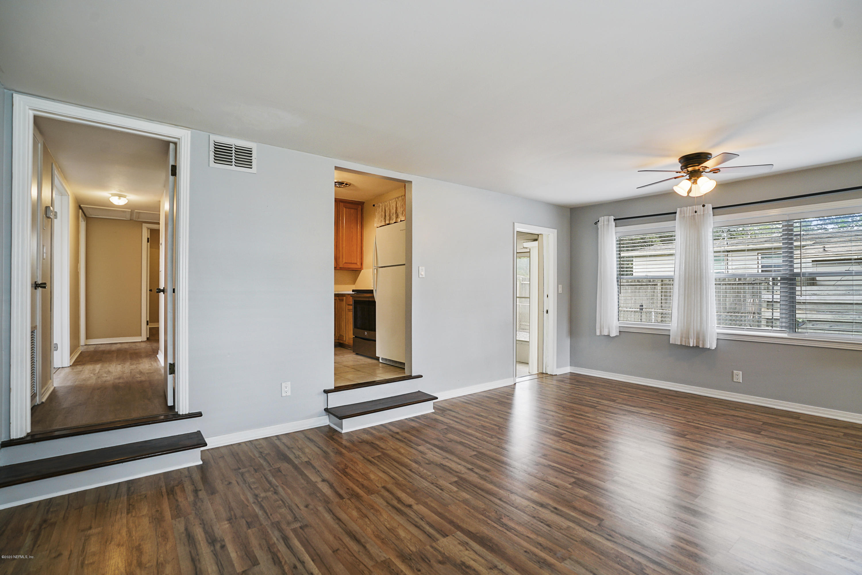 7421 Roslyn Road Jacksonville, FL 32244 - Photo 6 of 36 Lots of natural light