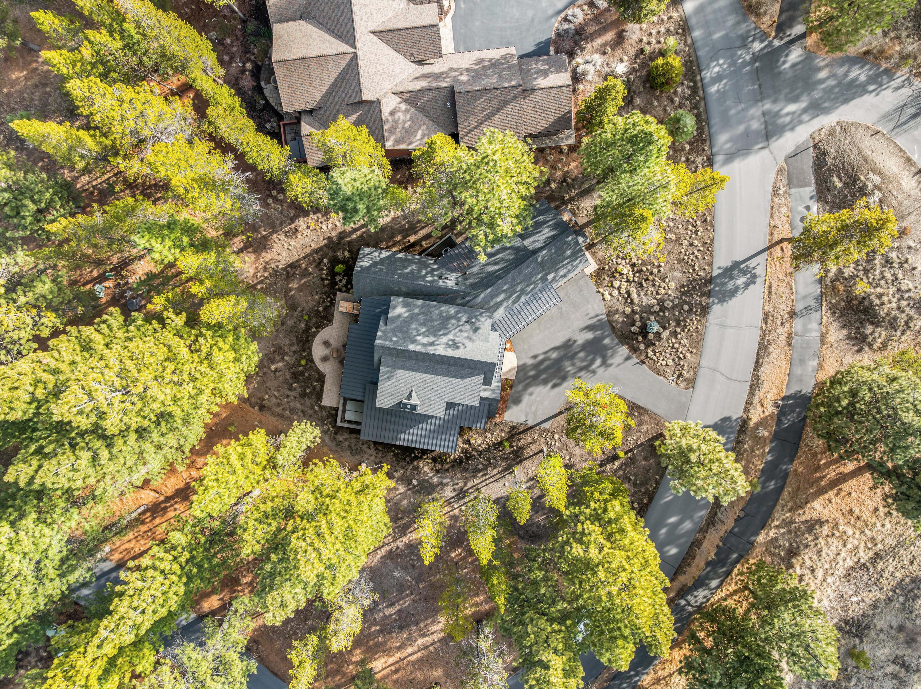 56302 Sable Rock Loop, Unit 255 Bend, OR 97707 - Photo 60 of 65 DJI_0115-3