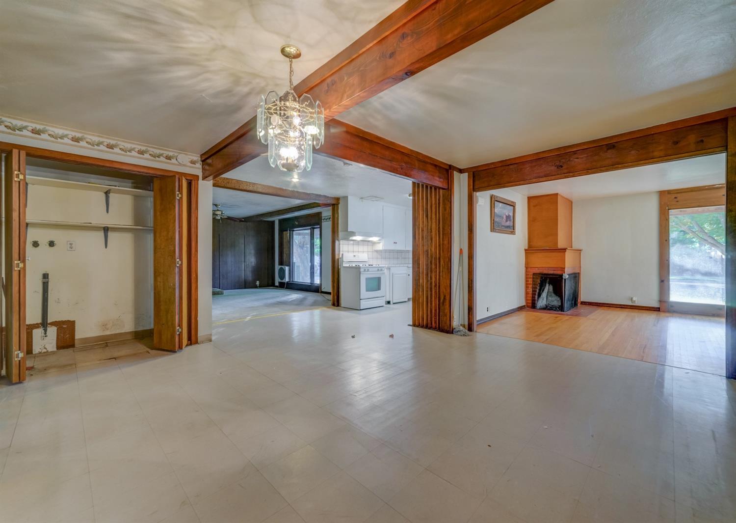 2019 V Street Merced, CA 95340 - Photo 19 of 36 Gallery Image 19