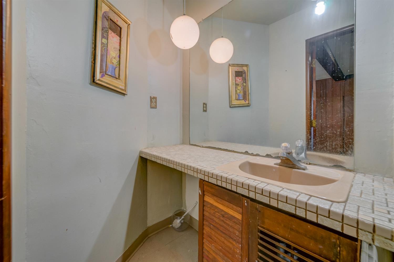 2019 V Street Merced, CA 95340 - Photo 26 of 36 Gallery Image 26