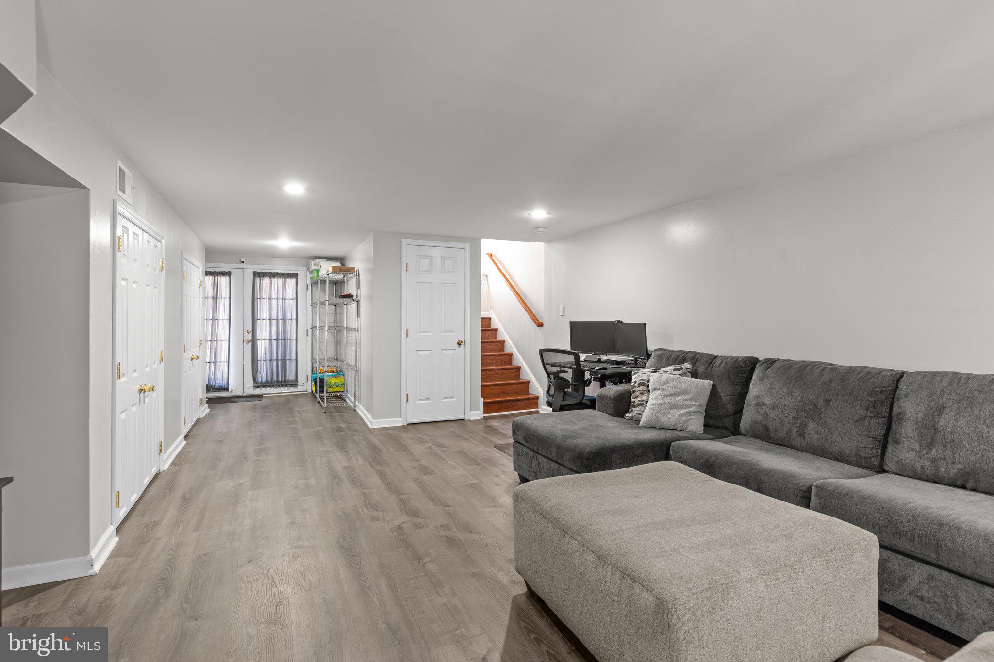 3306 Fairdale Road Philadelphia, PA 19154 - Photo 21 of 25 Gallery Image 21