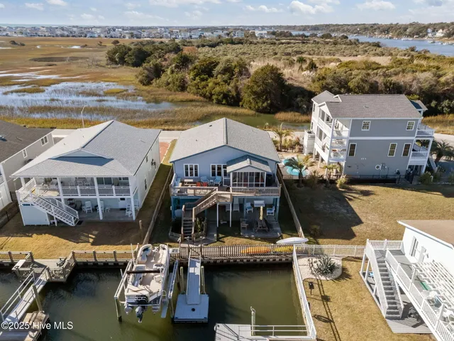 $795,000 | 142 Greensboro Street, Holden Beach, NC 28462