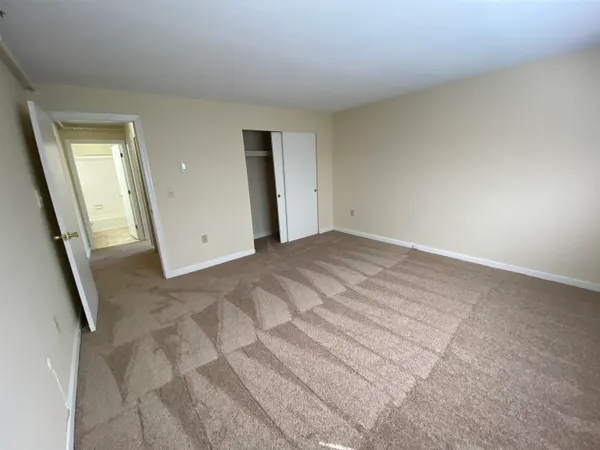$1,920 | 29 Capron Road, Unit 85, Milford, NH 03055