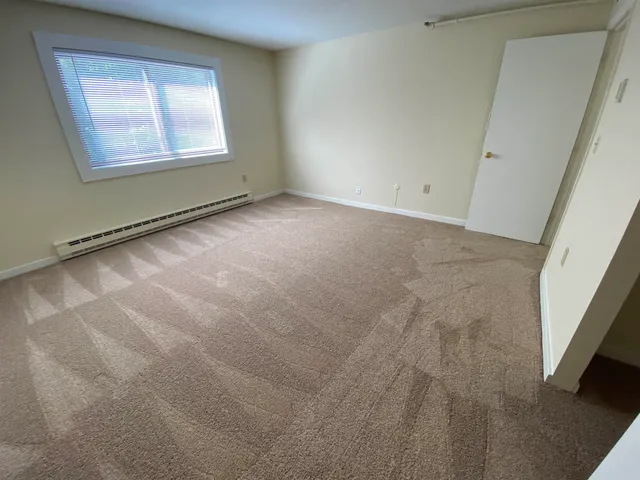 $1,920 | 29 Capron Road, Unit 85, Milford, NH 03055