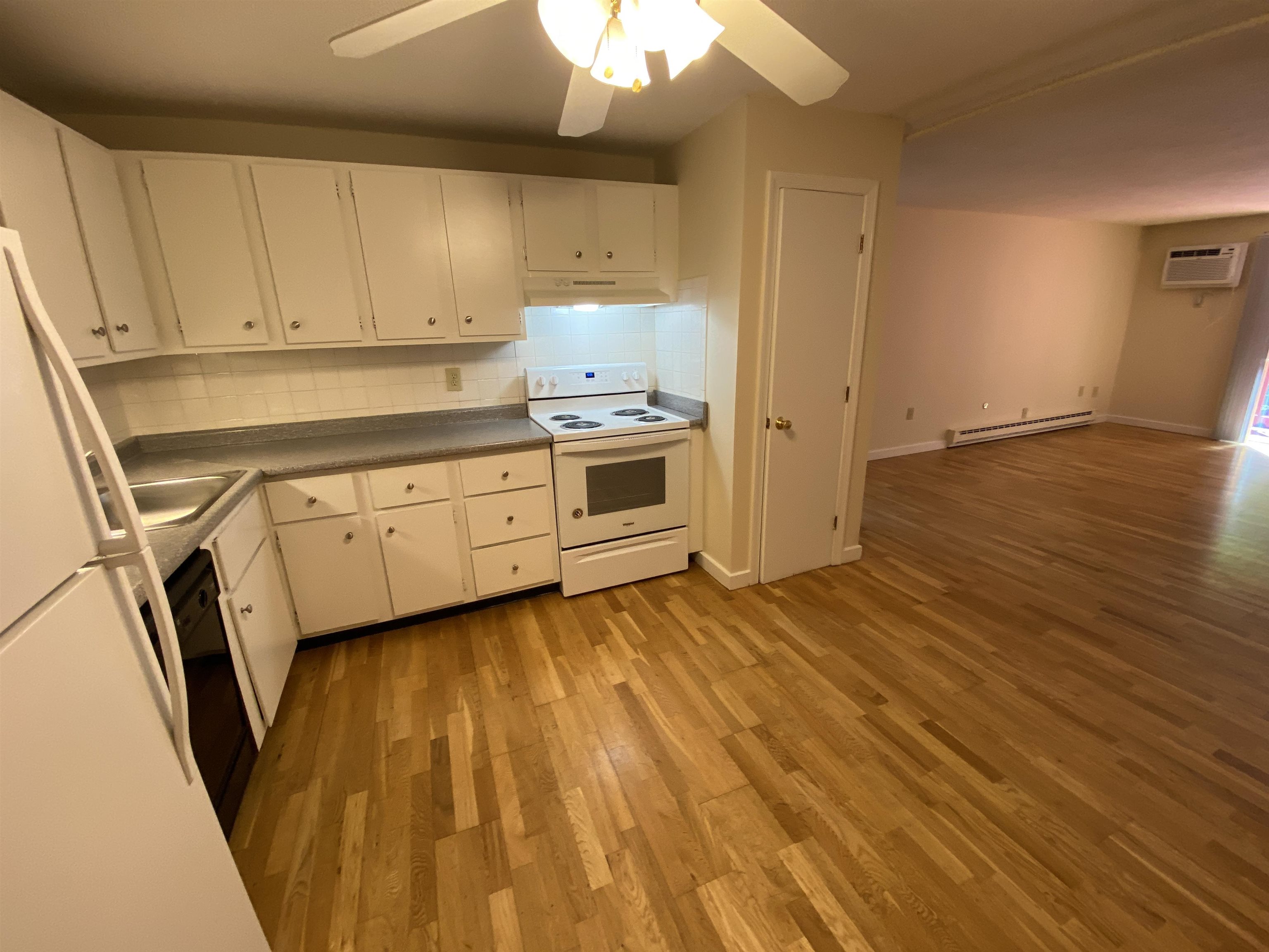 29 Capron Road, Unit 85 Milford, NH 03055 - Photo 7 of 35