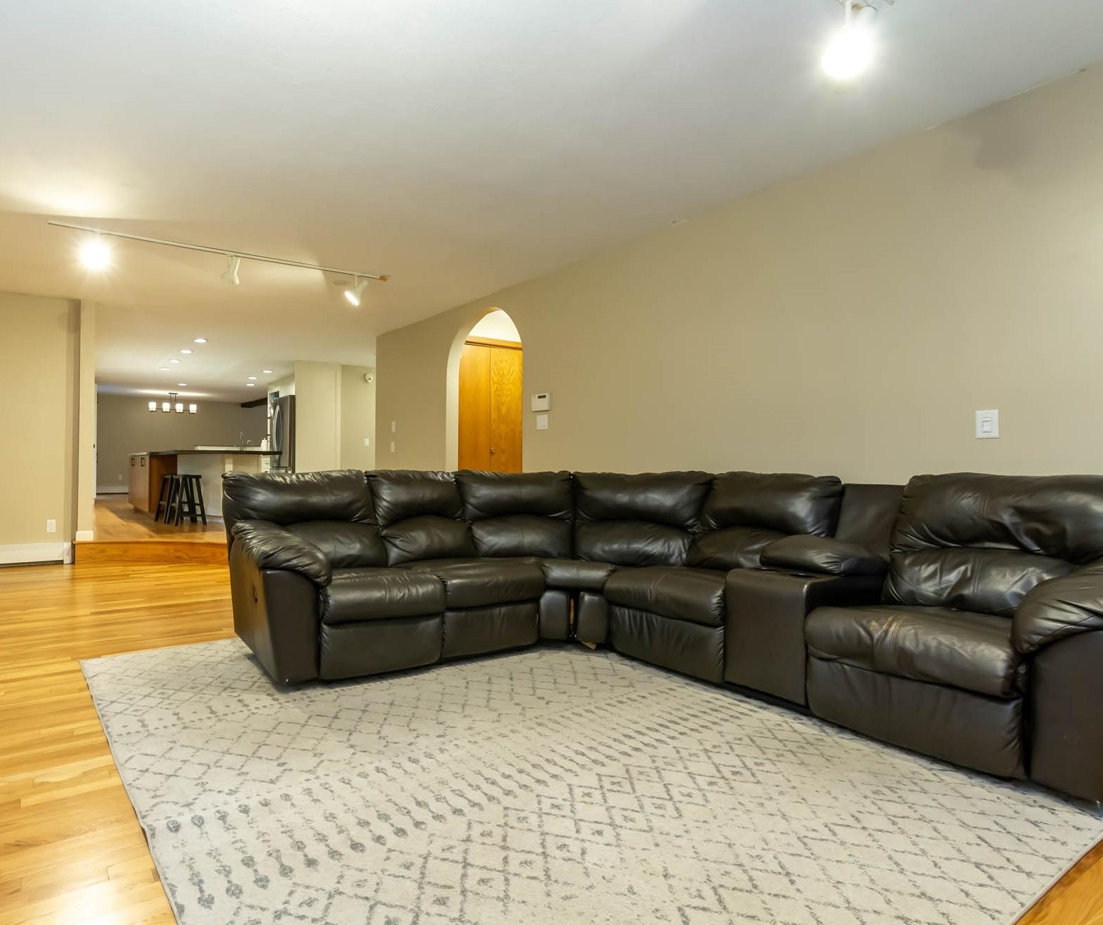 18 Regency Drive Bedford, NH 03110 - Photo 18 of 39