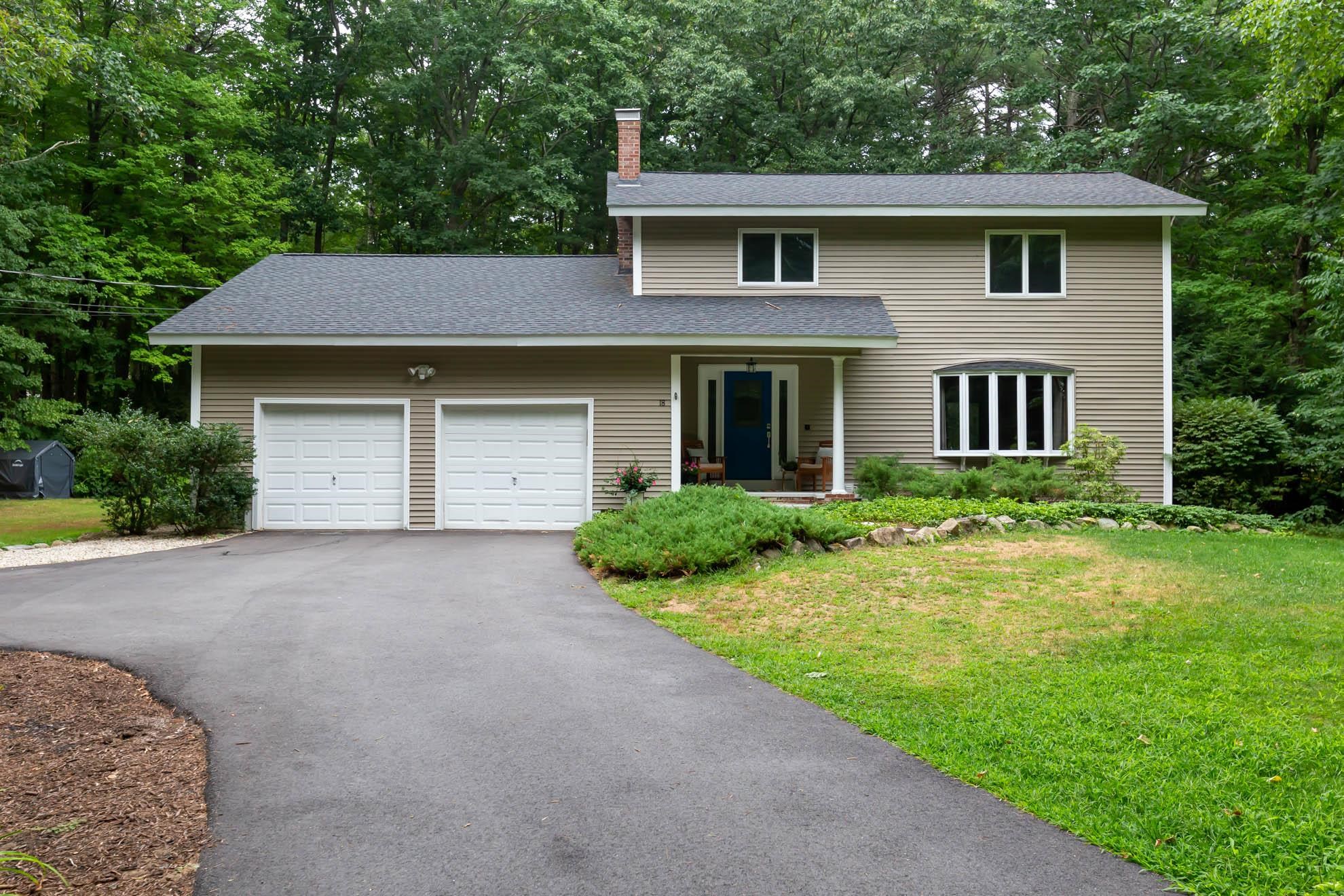 18 Regency Drive Bedford, NH 03110 - Photo 2 of 39