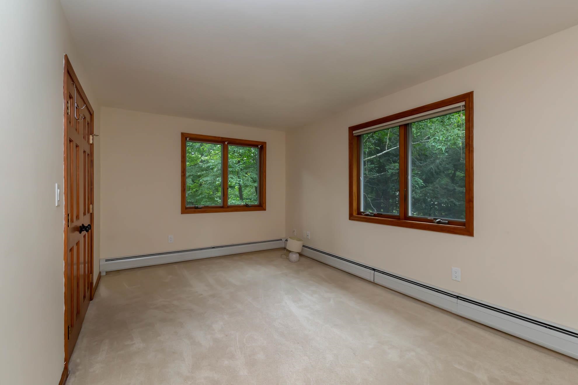 18 Regency Drive Bedford, NH 03110 - Photo 32 of 39