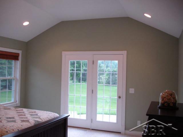 6125 North River Road Freeland, MI 48623 - Photo 3 of 6 20043607-2.JPG